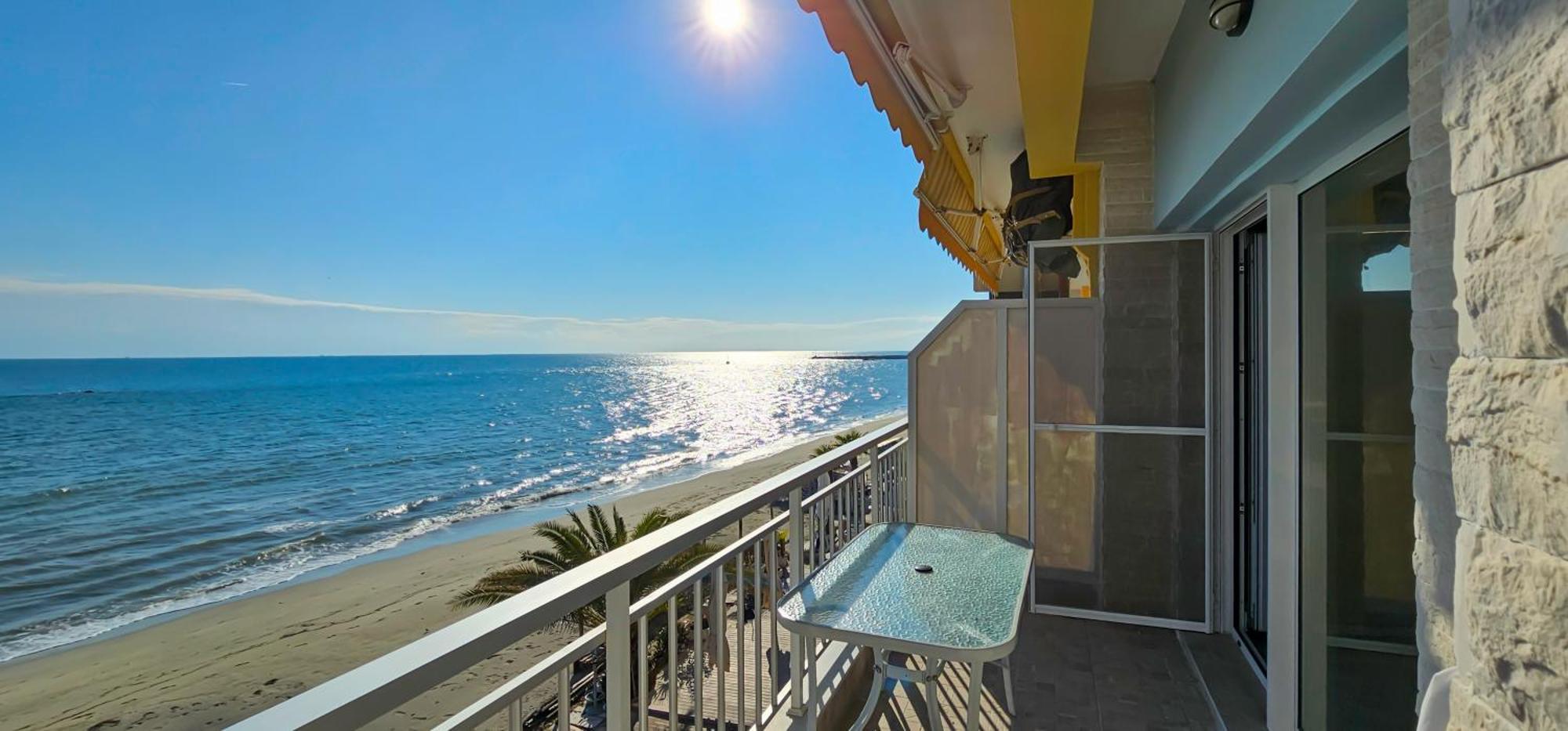 Hara Apartment In Front Of The Beach Παραλία Εξωτερικό φωτογραφία